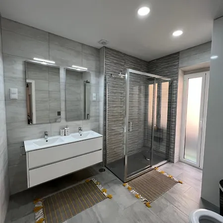 - Alda Do Mar * Назаре